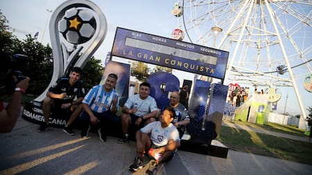 Racing se prepara para la final de la Sudamericana. Foto: Reuters