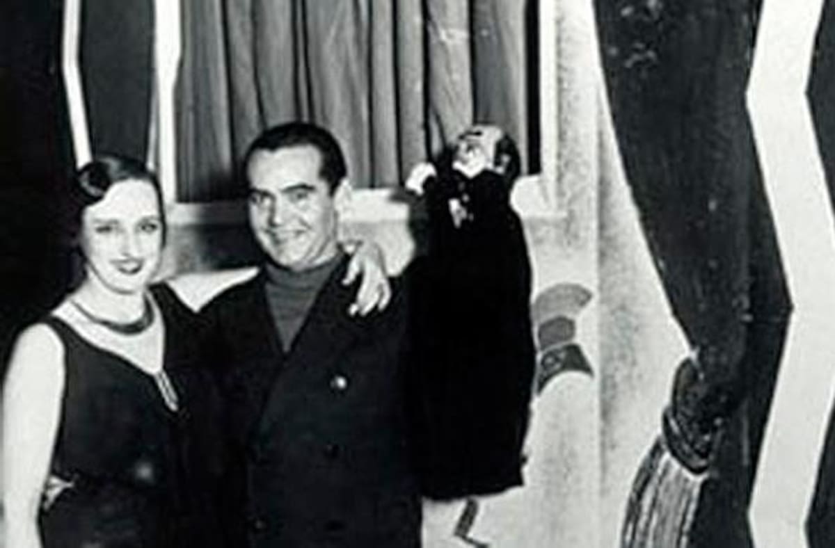 26 de marzo de 1934. Lorca se despedía con una función de títeres de cachiporra para sus amigos en el Teatro Avenida