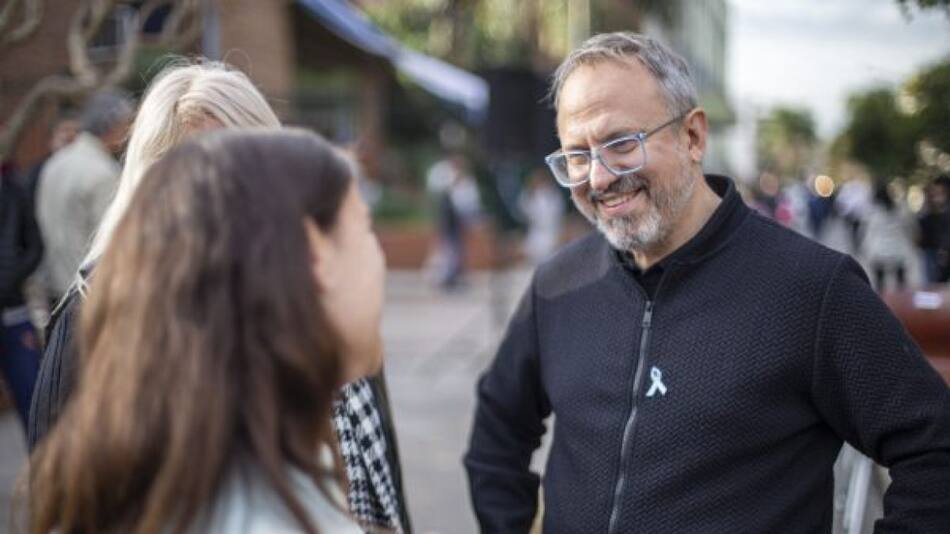 Diego Valenzuela denunció la usurpación de una propiedad municipal en Tres de Febrero. Foto: Diegovalenzuela.com