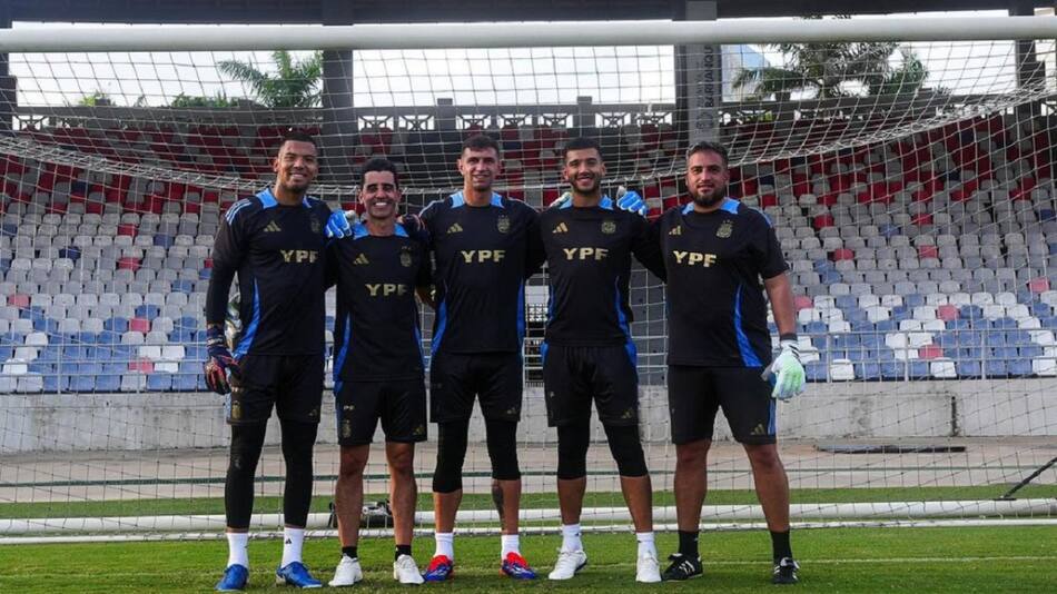Los arqueros de la Selección Argentina. Foto: Instagram @emi_martinez26