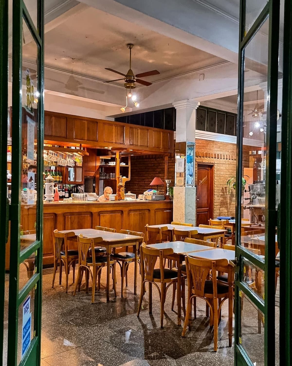 Bar Río