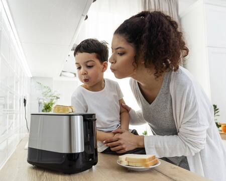 Tostadora; electrodomésticos. Foto: Freepik.