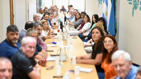 La provincia de Buenos Aires acordó un aumento del 8% con los estatales. Foto: Facebook/ATE Provincia de Buenos Aires