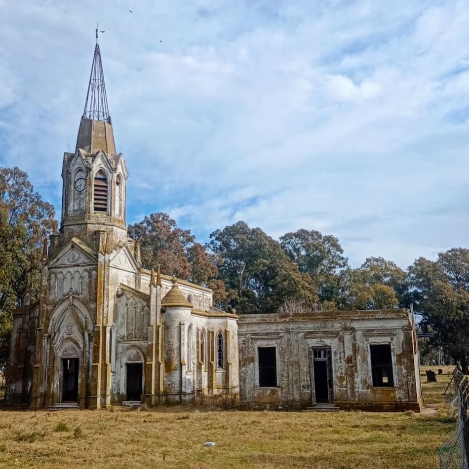 Iglesia de Vivoratá. Foto: Instagram @pueblosyciudades8