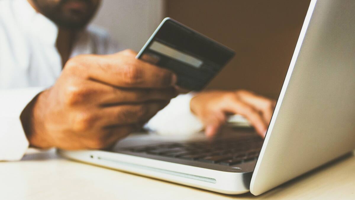 La aplicación furor que permite comprar en cuotas sin interés con débito.