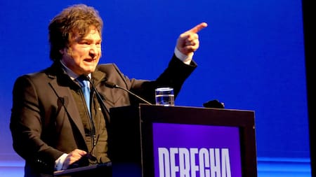 Javier Milei apuntó contra el grupo Clarín: “El gran operador argentino”