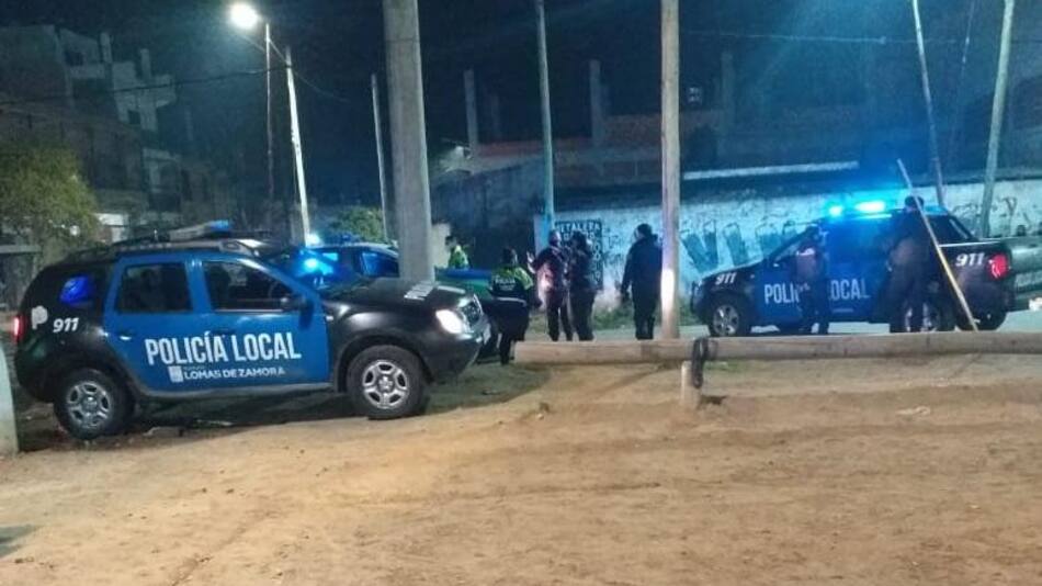 Policía mató a un delincuente que quiso robarle su auto en Ingeniero Budge