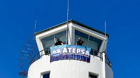 Paro de controladores aéreos: el cronograma con las demoras y vuelos cancelados en todo el país