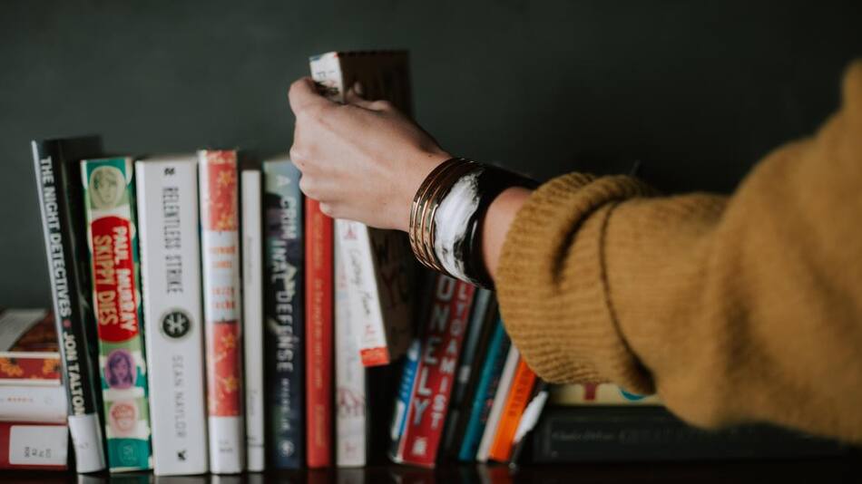 Libros. Foto de Christin Hume en Unsplash
