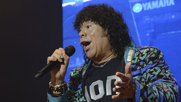 La Mona Jiménez evoluciona favorablemente: pidió ver el partido de Boca y comer lasaña