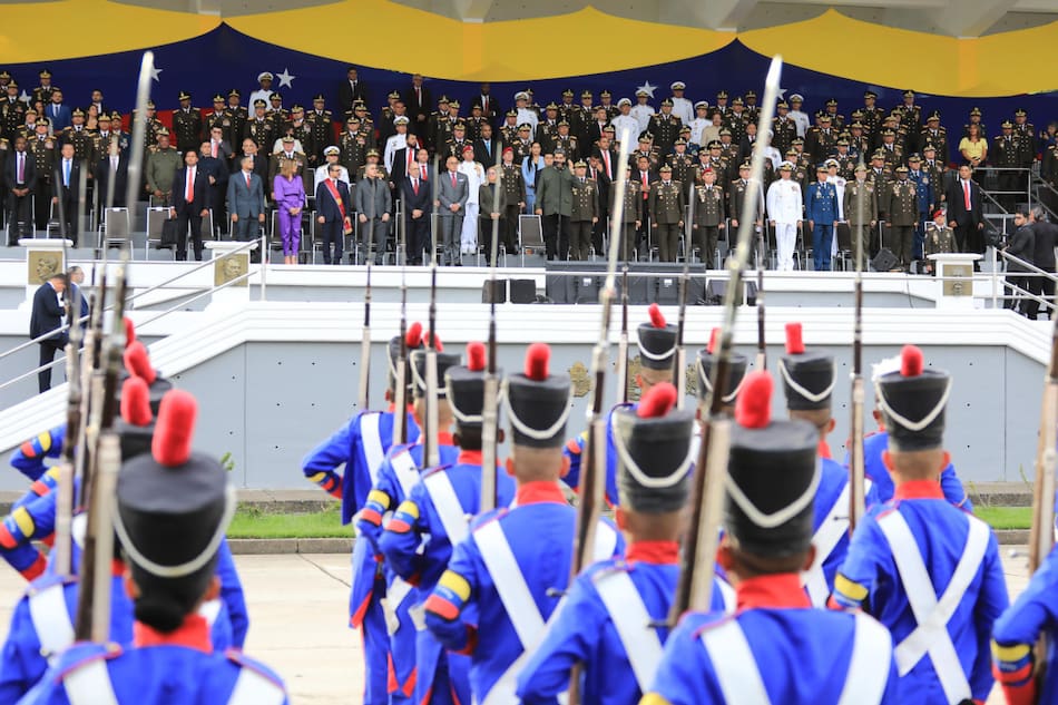 Maduro envía un
