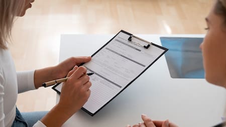 El Gobierno dio de baja 10 prepagas: cuáles son y qué consecuencias traerá para los afiliados