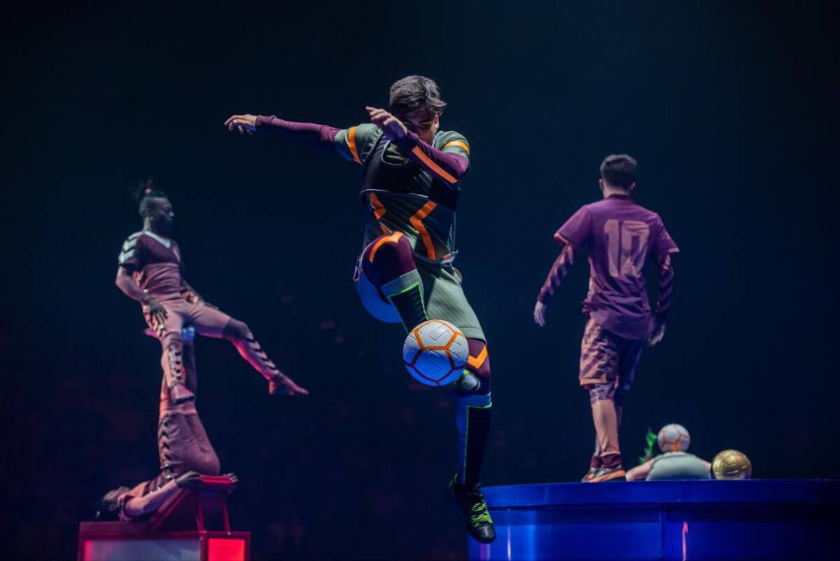 MESSI10, obra homenaje del Cique du Solei_Cirque du Solei