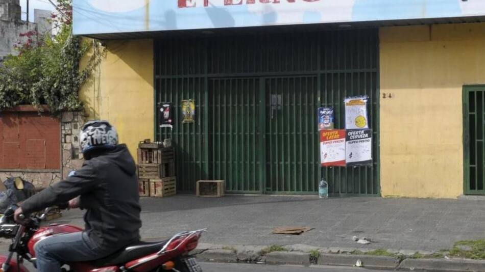 Supermercado chino cerrado en cuarentena por coronavirus