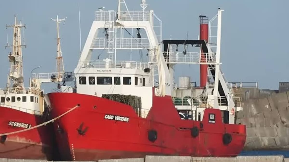 Murio un marinero en un barco
