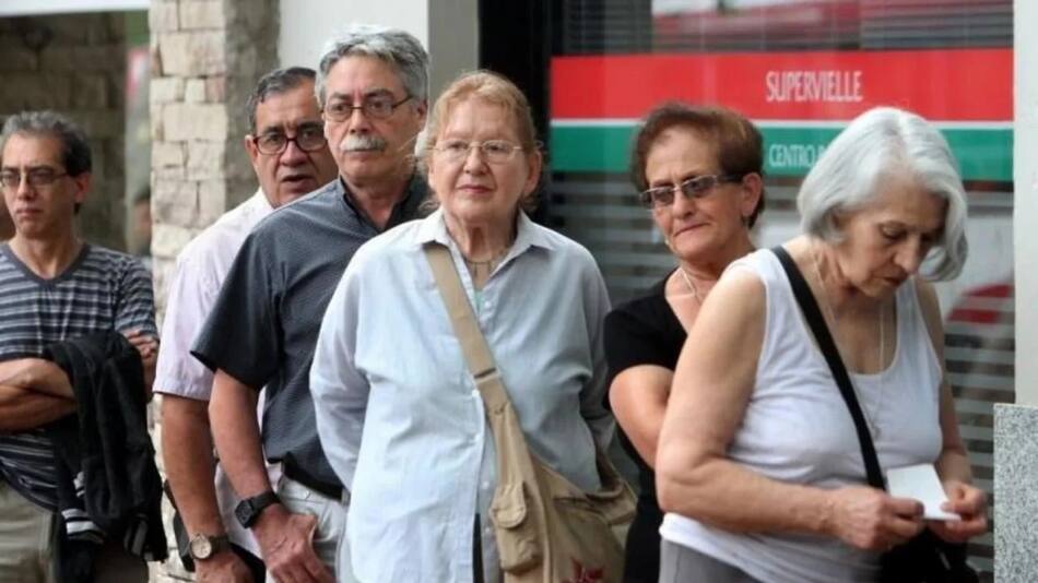 La Administración Nacional de la Seguridad Social (ANSES) oficializó el incremento del 2,7%. Foto: NA.