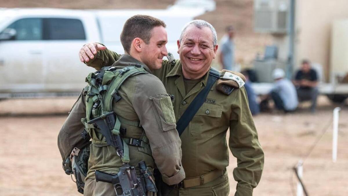 Meir Gal Eisenkot y su padre, Gadi Eisenkot. Foto: redes sociales