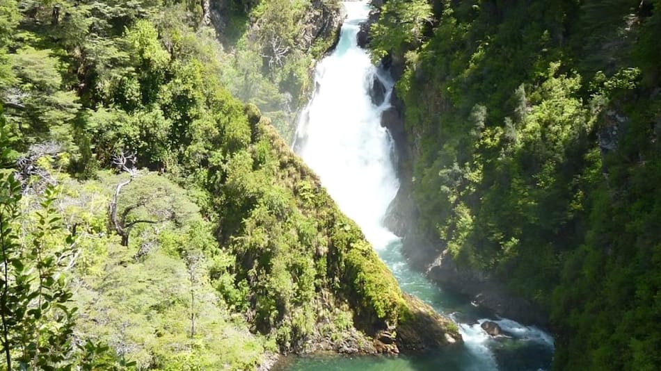 La Cascada Chachín se ubica dentro del Parque Nacional Lanín. Foto: San Martín de los Andes.