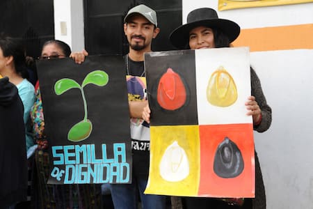 Las protestas en Guatemala por la persecución al partido "Movimiento Semilla". Foto: Reuters.