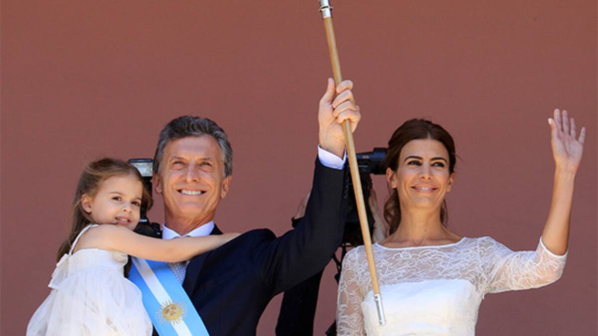 Macri Presidente en el balcón (NA)