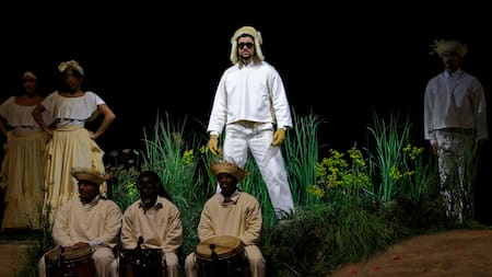 Bad Bunny encabezará el espectáculo de medio tiempo del Super Bowl LX: el día que dio un show en Pinar de Rocha