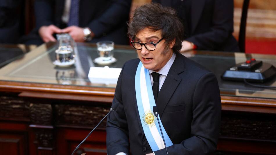 Javier Milei presentó el Presupuesto 2025 en el Congreso. Foto: Reuters