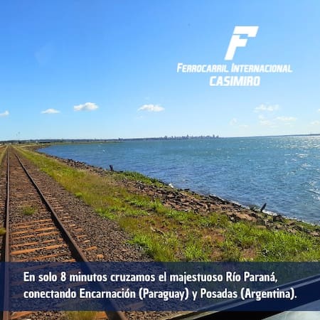 El servicio de trenes entre Argentina y Paraguay cruza el Río Paraná.