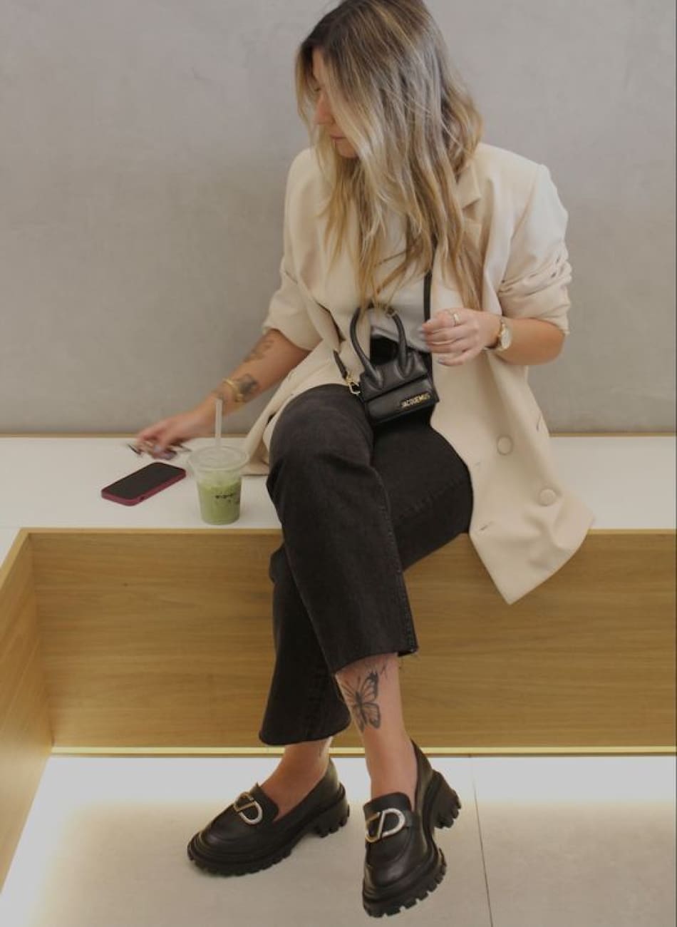 Look con mocasines con plataformas. Foto Pinterest Joo Mazzucco