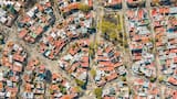 El único barrio de CABA donde todos se pierden por su belleza sin igual: tiene forma de laberinto y cumplió 100 años