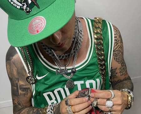 El cantante Néstor en Bloque. Foto: @nestor_nblq