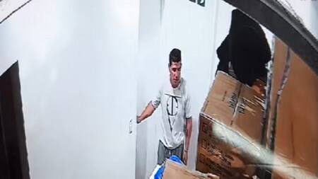 Robo y violación en Palermo. Foto: NA/captura de cámara de seguridad.