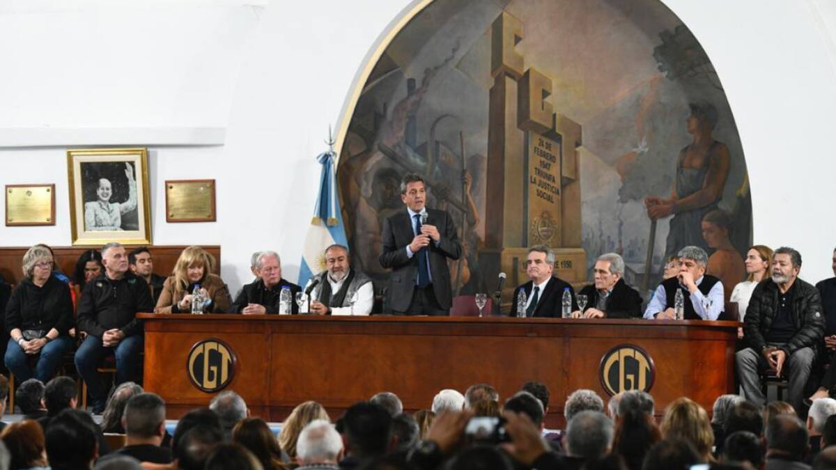 Sergio Massa en la CGT. Foto: prensa