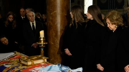 El día más triste de la reina Sofía: así fue el último adiós a su hermana Irene de Grecia en Madrid