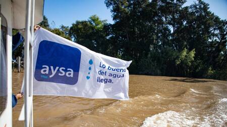 Desde el 2020, AySA entregó más de 13 millones de litros de agua potable a 5 mil familias en el Delta