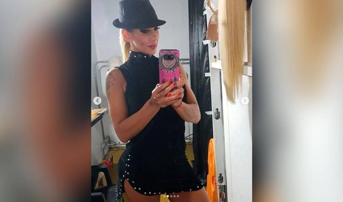 Mónica Farro, Instagram