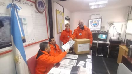 Voto en la Antártida. Foto: NA.