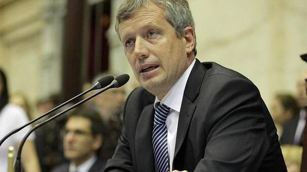 Monzó, sobre el recuento de votos de las PASO: "Las mesas testigo dieron mal"