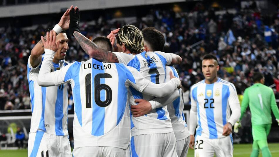 Amistosos internacional, Argentina vs. El Salvador. Foto: EFE.