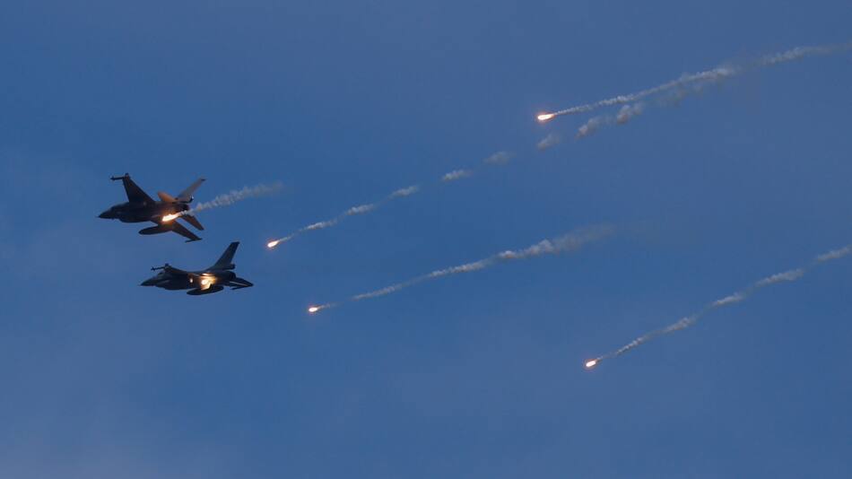 F-16 de Dinamarca. Foto: Reuters.