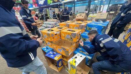 Controles en el Mercado Central. Foto: Aduana/AFIP.