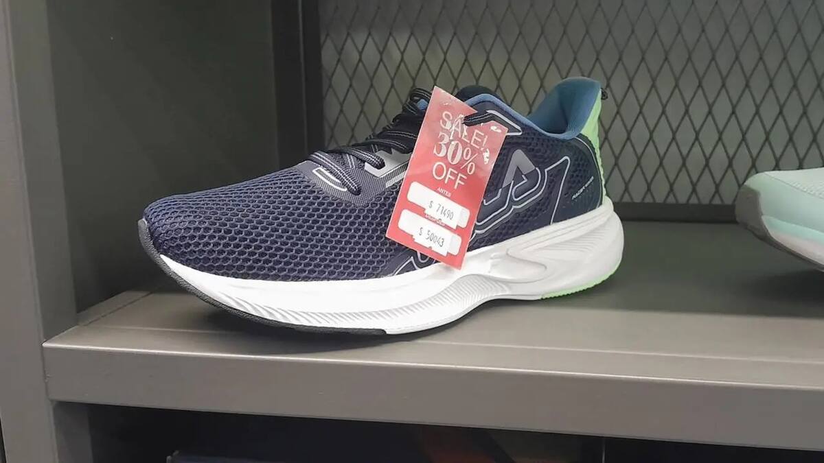 Zapatillas en oferta. Foto: iProfesional.
