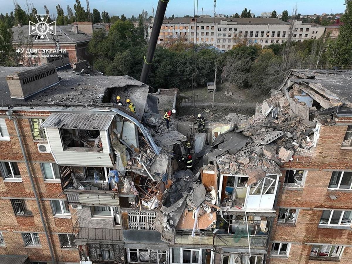 Edificio bombardeado en Ucrania_Reuters
