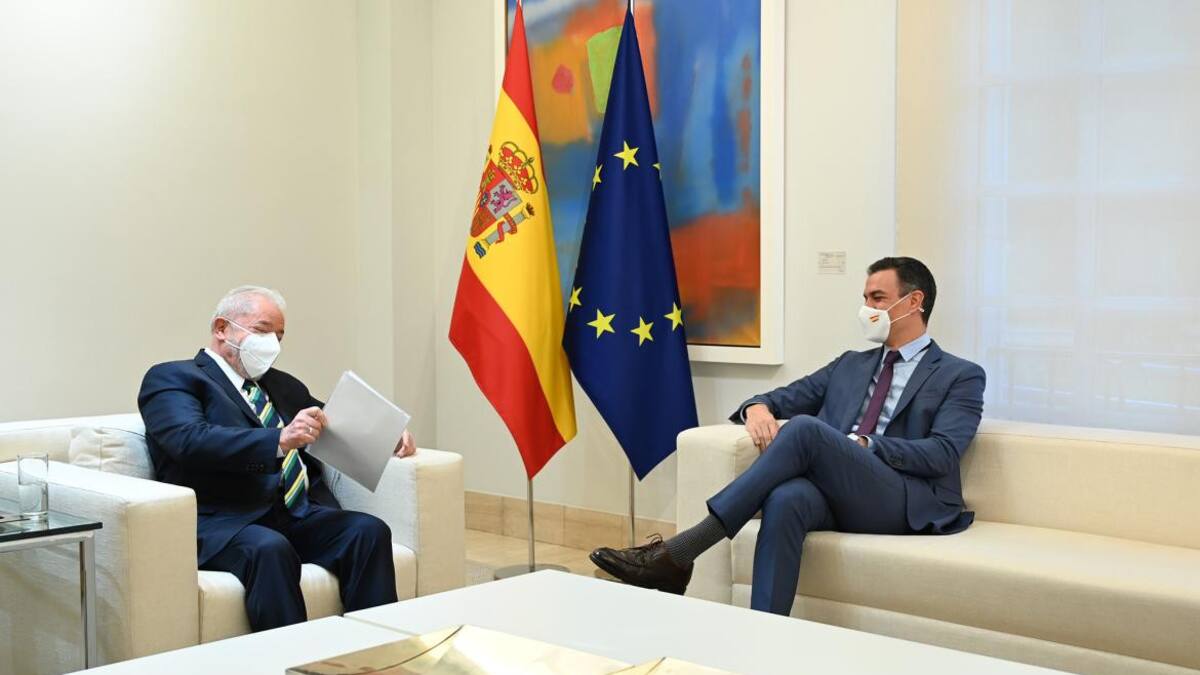 Pedro Sánchez y Lula. Foto: lapoliticaonline