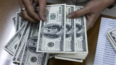 Volvió a intervenir el Tesoro, pero subió el dólar: a cuánto cerró este jueves 16 de octubre