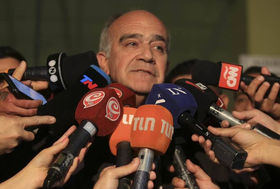 Luis Carzoglio, NA