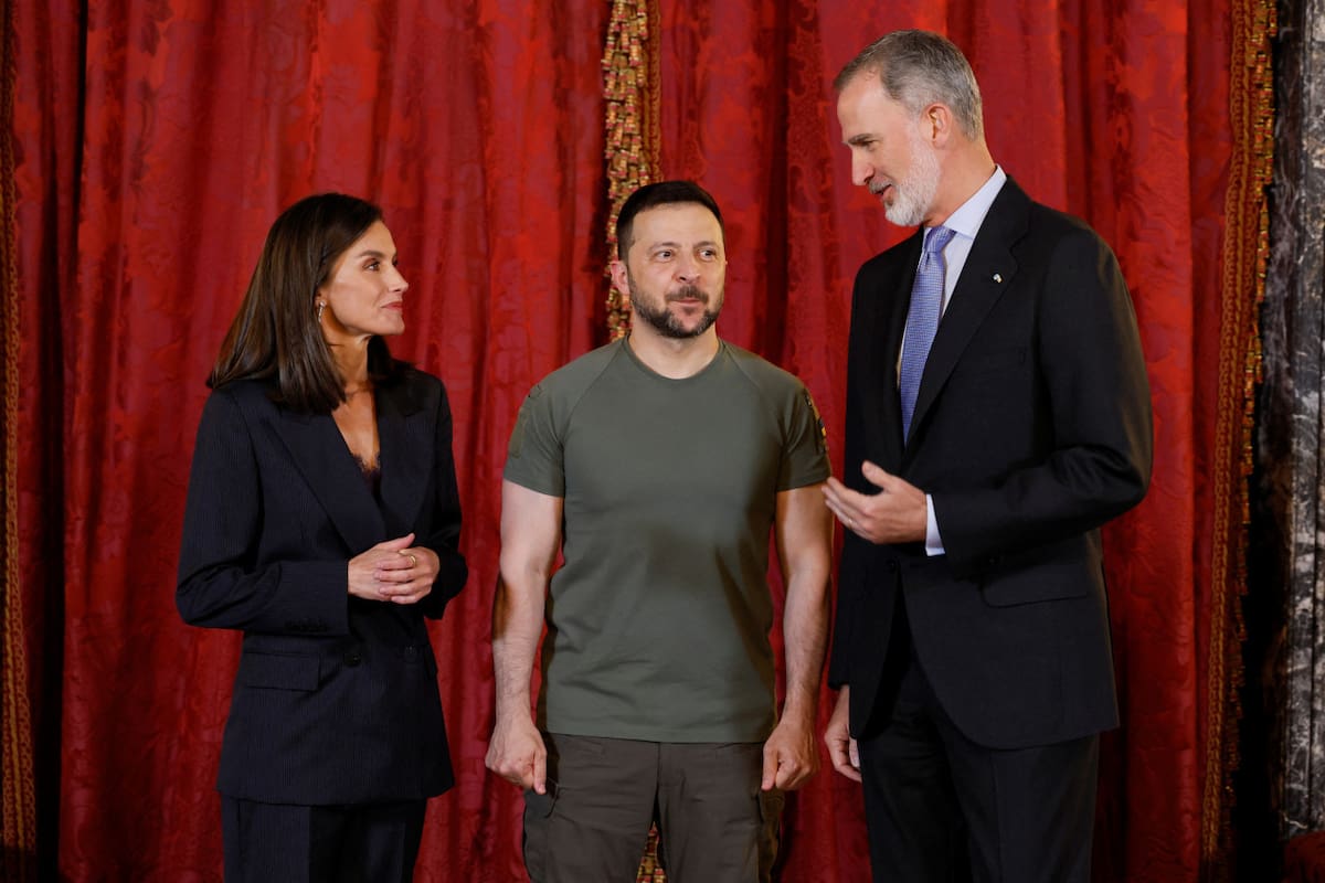 Volodímir Zelenski, el rey Felipe VI de España y la Reina Letizia. Foto: Reuters.