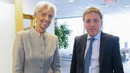 El ministro de Hacienda, Nicolás Dujovne, y la jefa del FMI, Christine Lagarde, NA