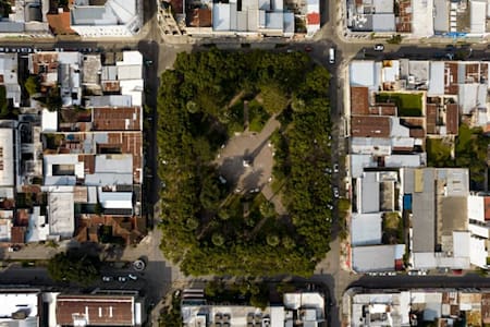 Plaza Mitre. Foto NA.