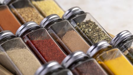 Destronó al curry de la India: el mejor condimento del mundo está muy cerca de Argentina