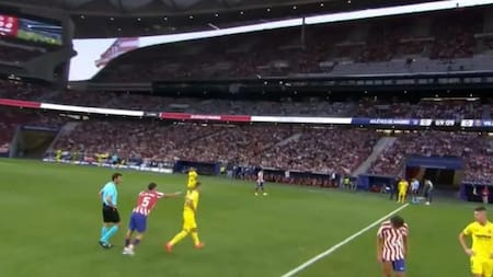 Empujón de De Paul a Lo Celso. Foto: captura video.